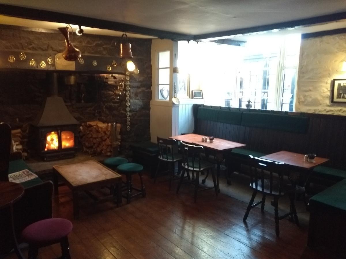 Llanerch Inn Llandrindod Wells Exterior photo